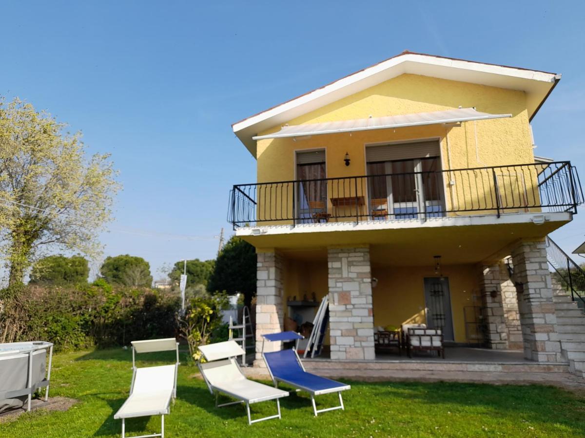 Villa La Magnolia - Private Beach Access, Garden, Views Lazise Kültér fotó