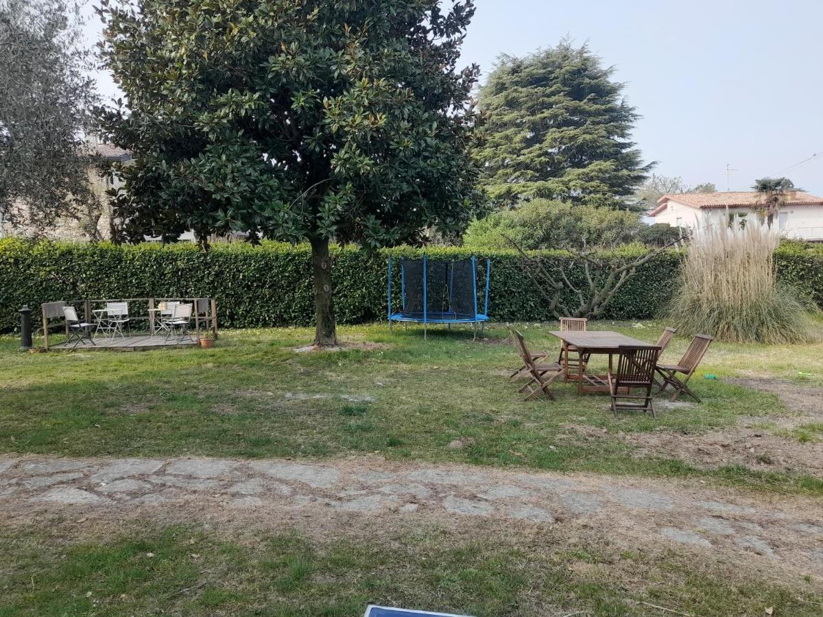 Villa La Magnolia - Private Beach Access, Garden, Views Lazise Kültér fotó