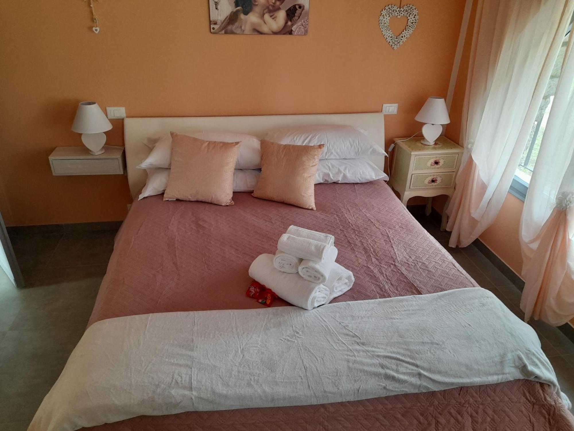 Villa La Magnolia - Private Beach Access, Garden, Views Lazise Szoba fotó
