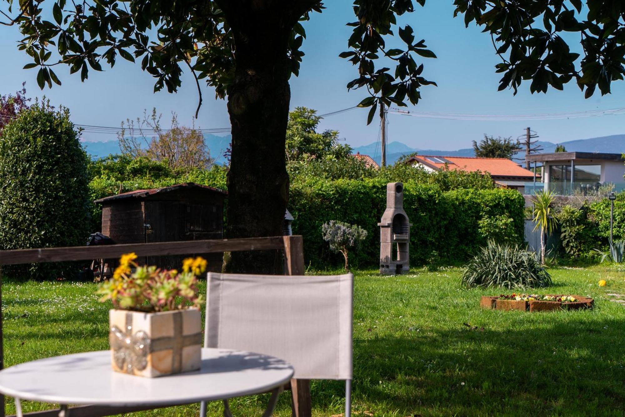 Villa La Magnolia - Private Beach Access, Garden, Views Lazise Kültér fotó